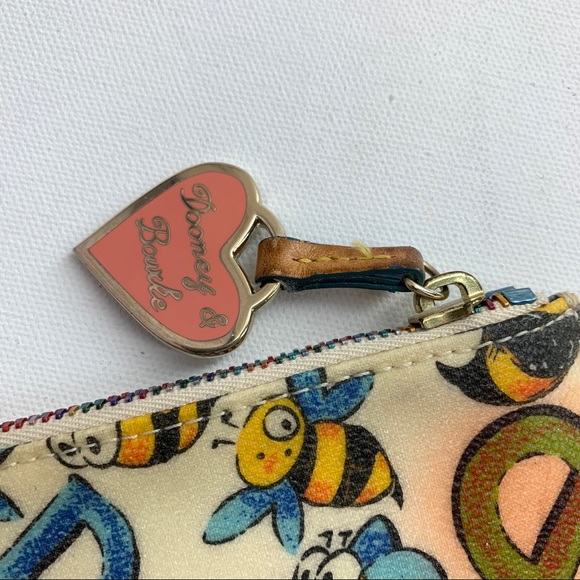 •Dooney & Bourke• Vintage Bumblebee Zip Card Pouch - Picture 2 of 5